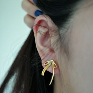 Gold Ribbon Earrings